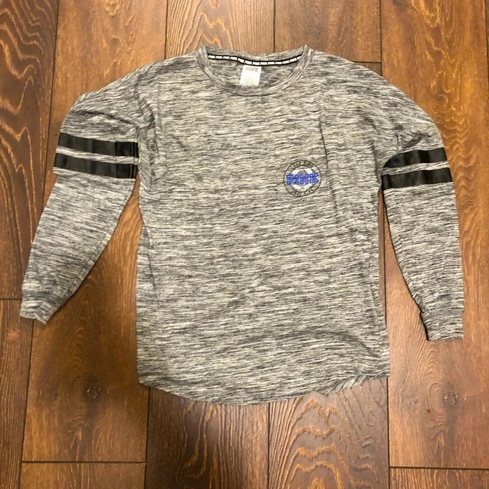 Victoria Secret PINK- Long sleeve tee